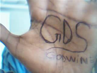 �a  c'est  ma  main